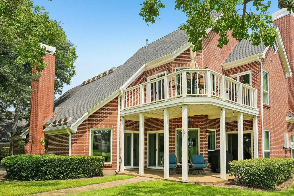 3716 Masters Court, League City
