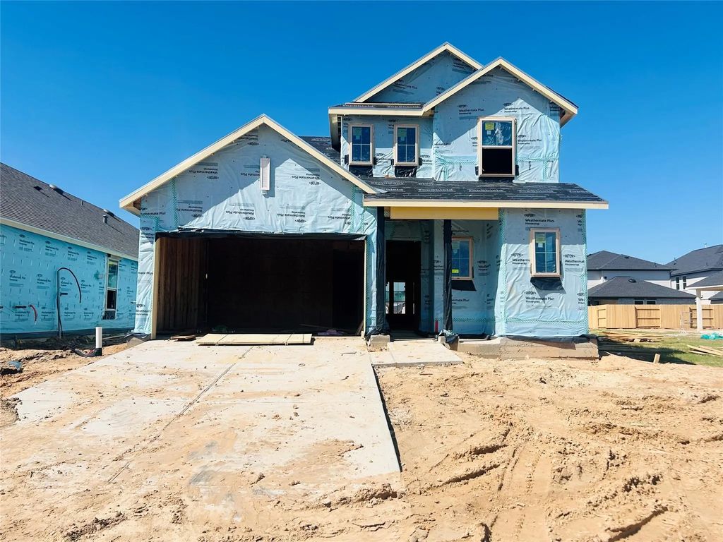 17923 Pathway Forest Lane, Webster