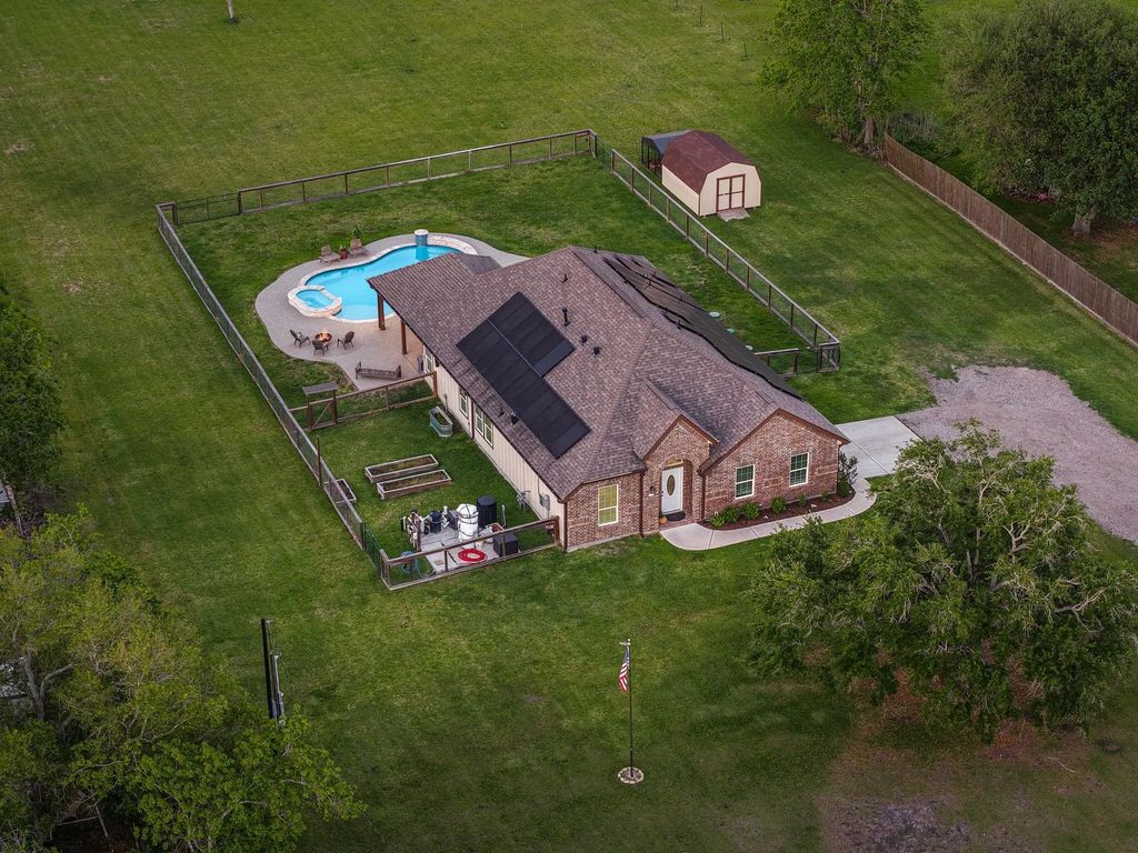 12751 County Road 283, Alvin