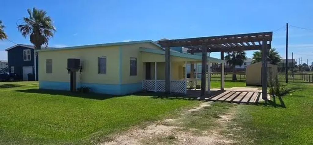 303 Oyster Street, Surfside Beach