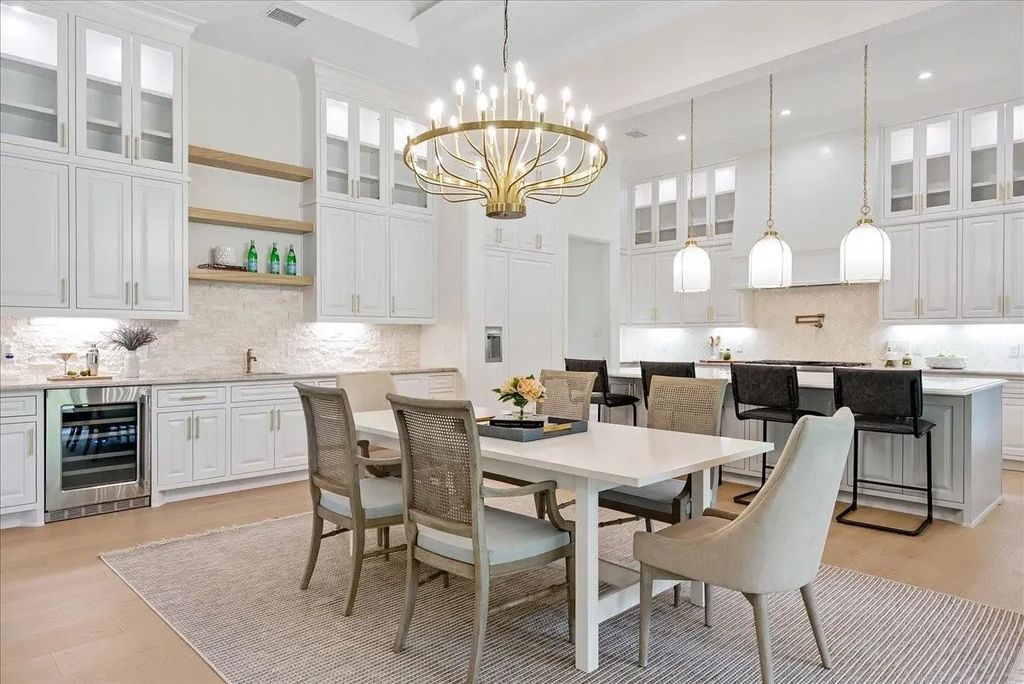26041 Crown Ranch Boulevard, Montgomery