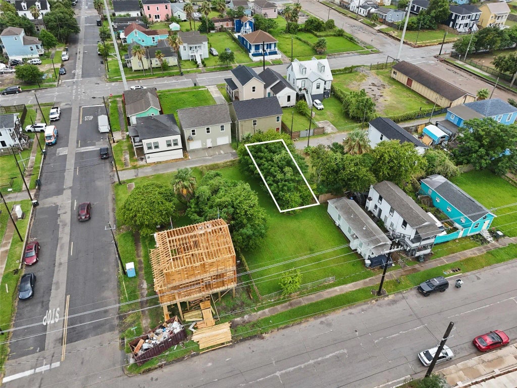 3909 Winnie Rear Street, Galveston