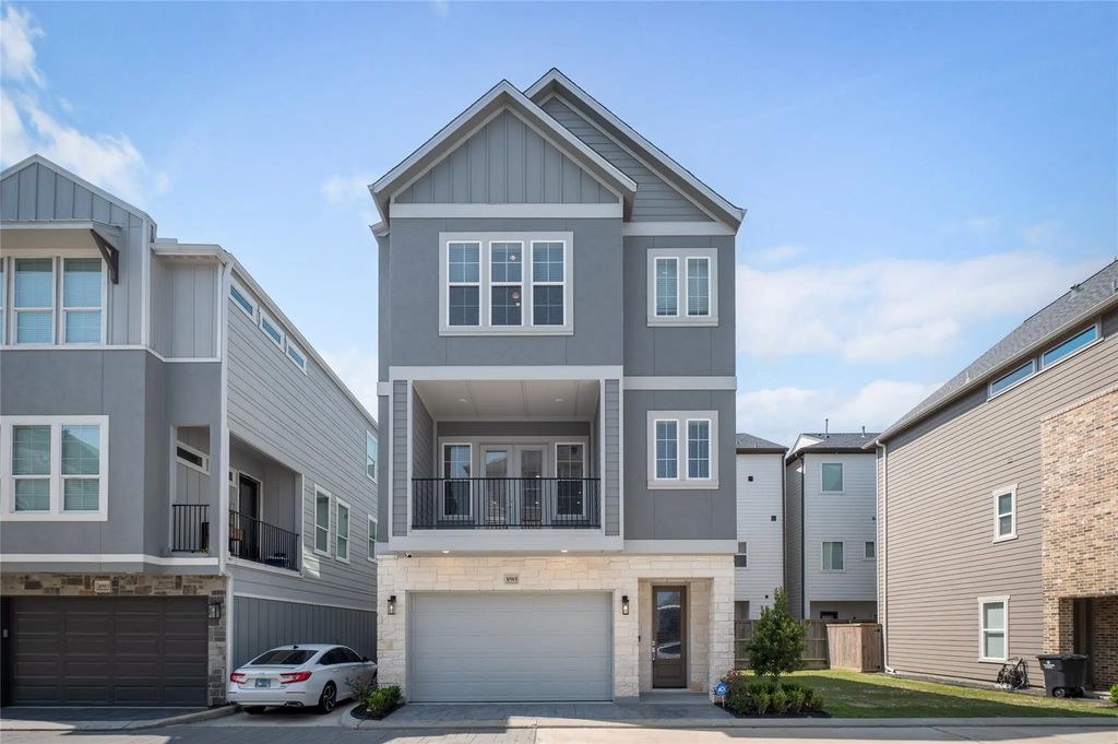 10915 Upland Retreat Drive, Houston