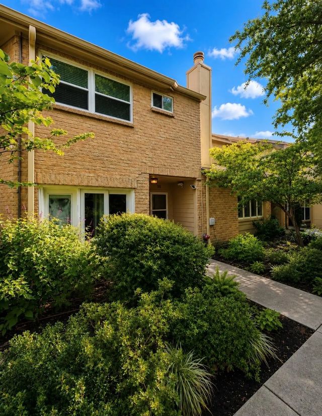 12625 Memorial Drive 98, Houston