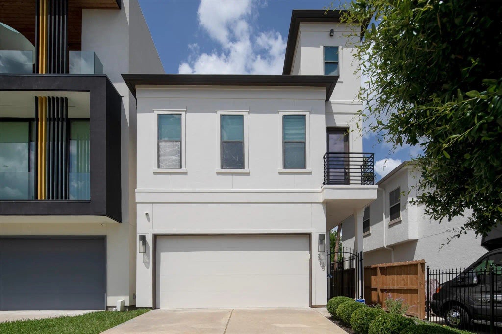 5506 Bosque Street, Houston