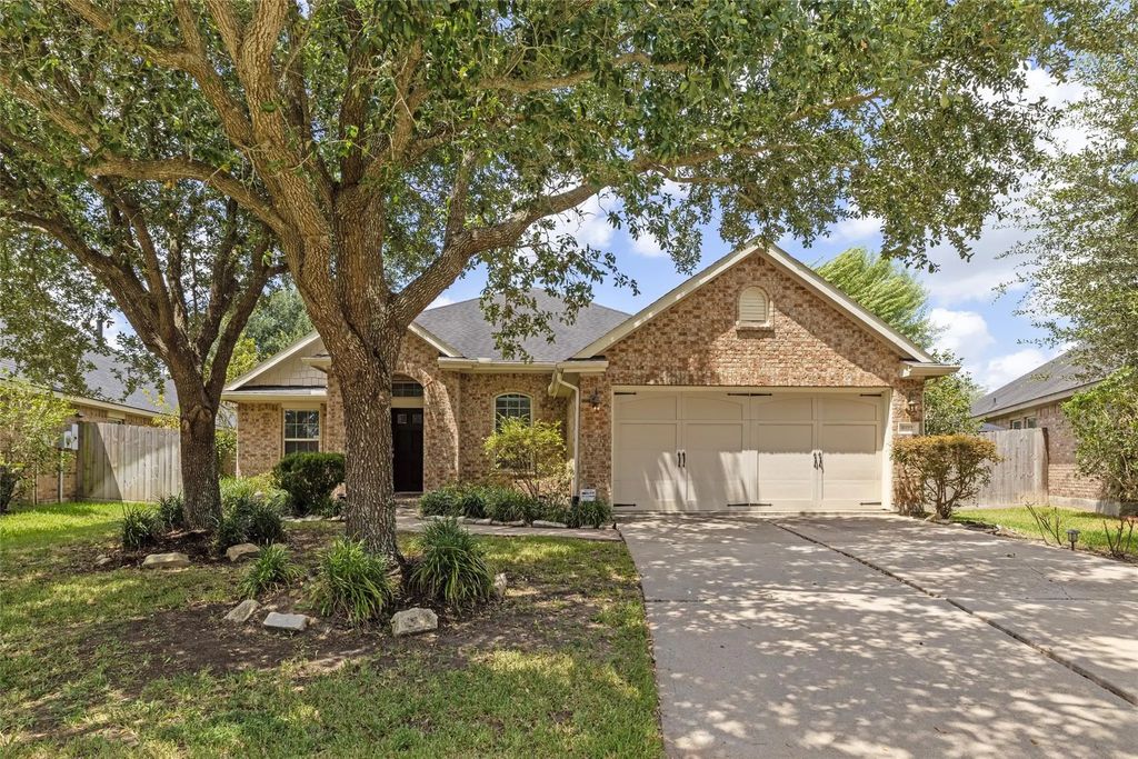 8022 Durham Run Lane, Richmond