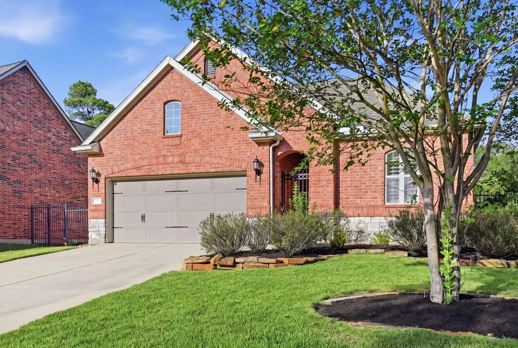 7 Sleeping Colt Place, Spring