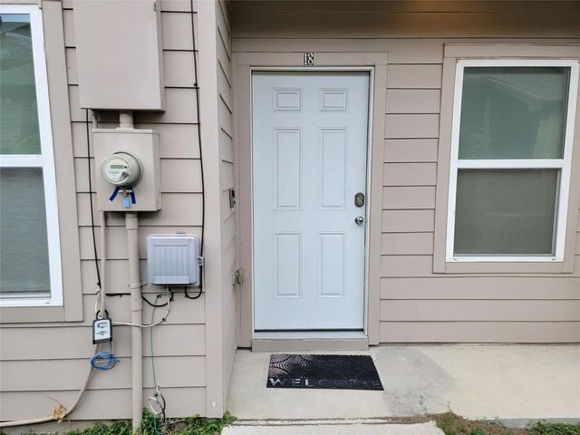18 Evanston Street, Houston