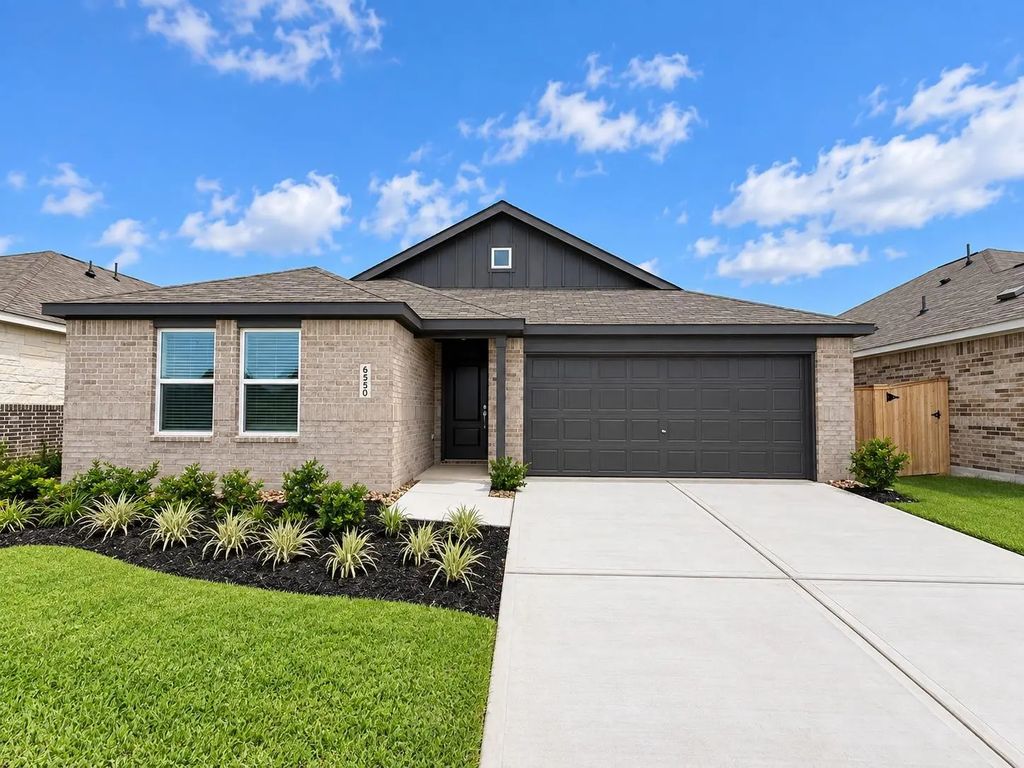 6550 Summer Azure Lane, Needville
