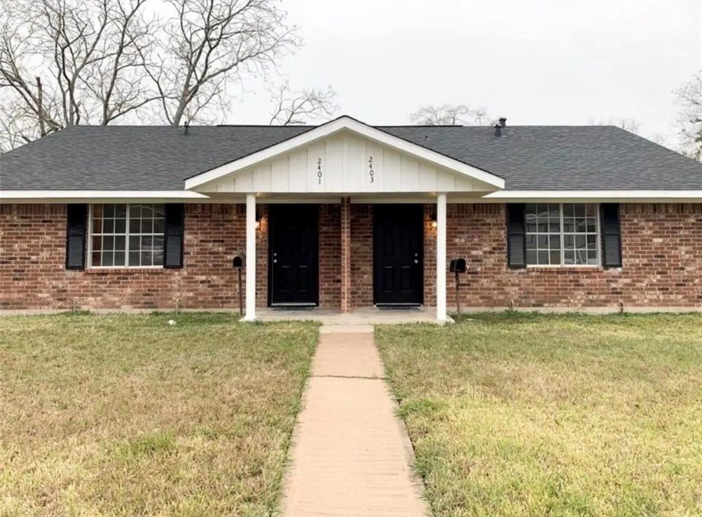 2403 Leaman Avenue, Rosenberg