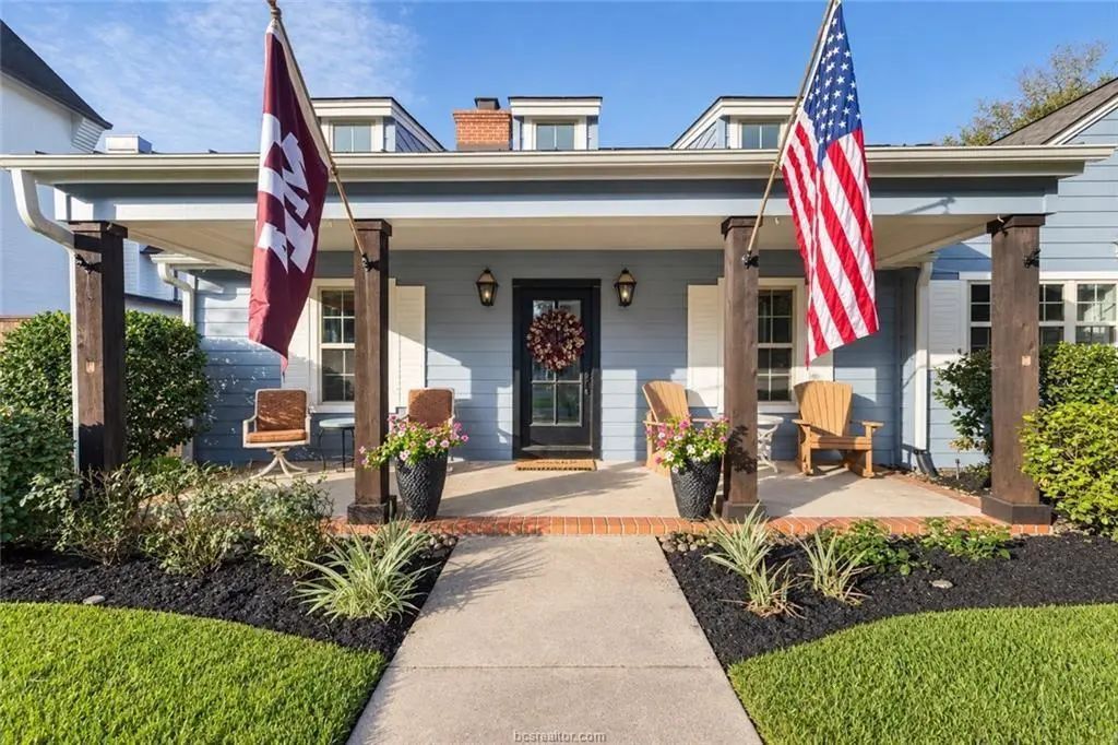 208 Pershing Avenue, College Station