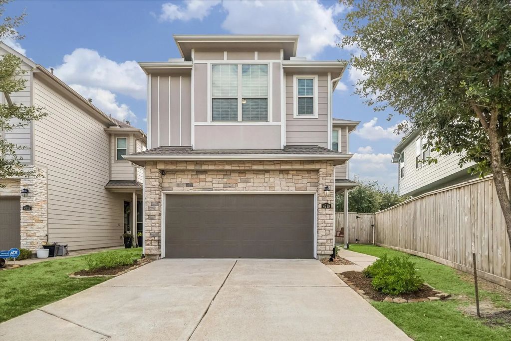 4719 Glen Isle Drive, Houston