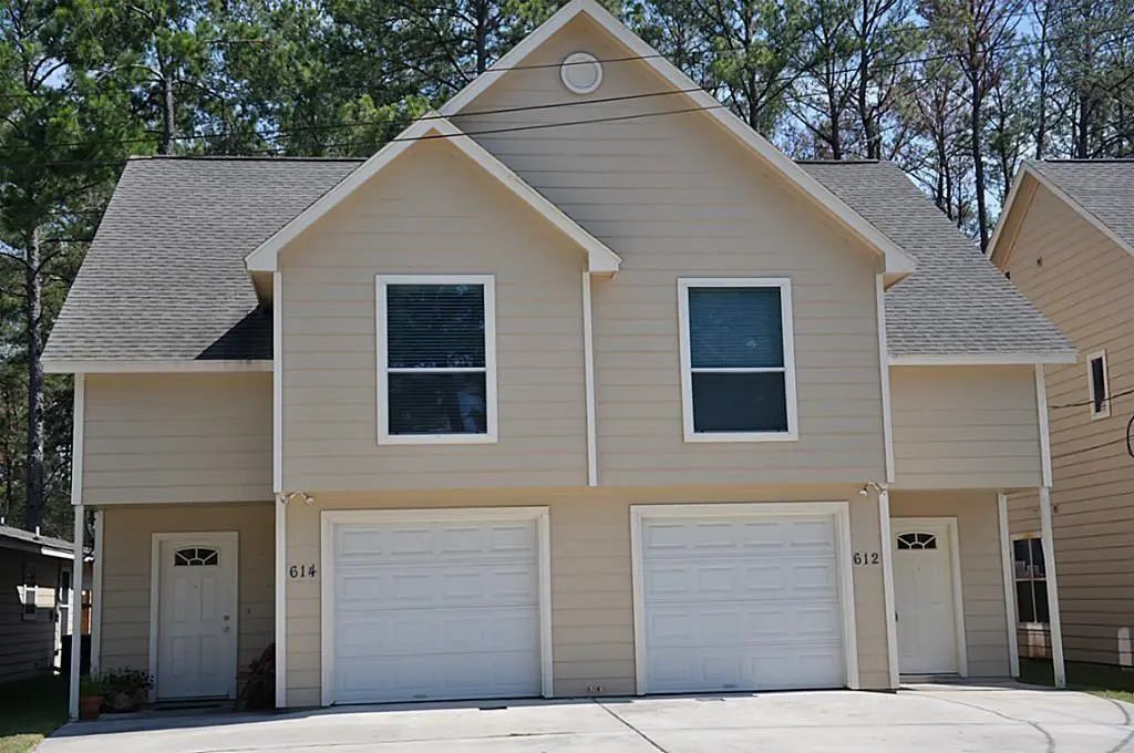614 Foster Street, Tomball