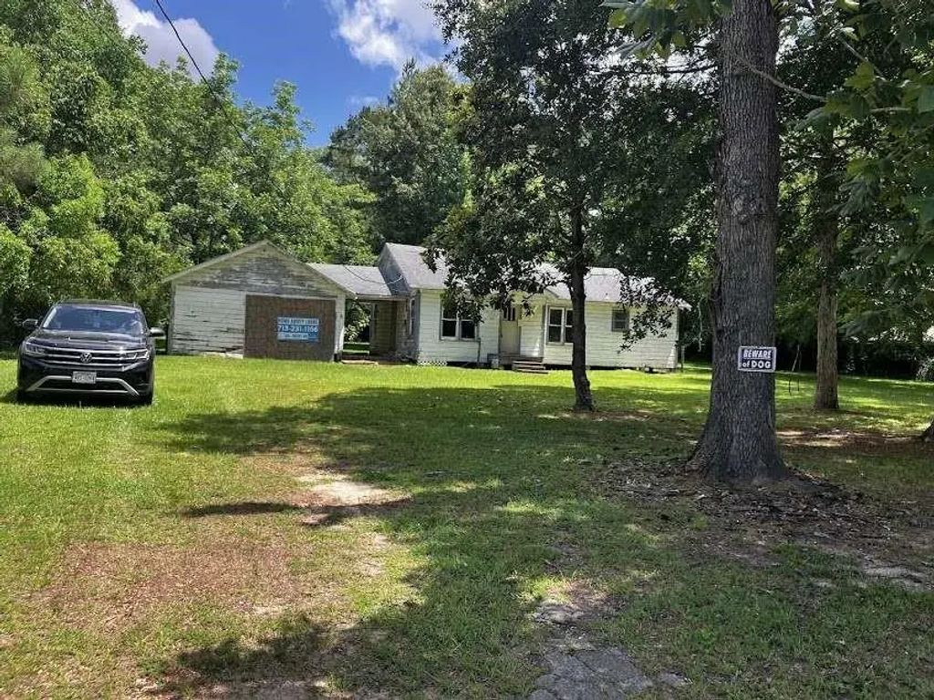 410 Shady Lane, Jasper