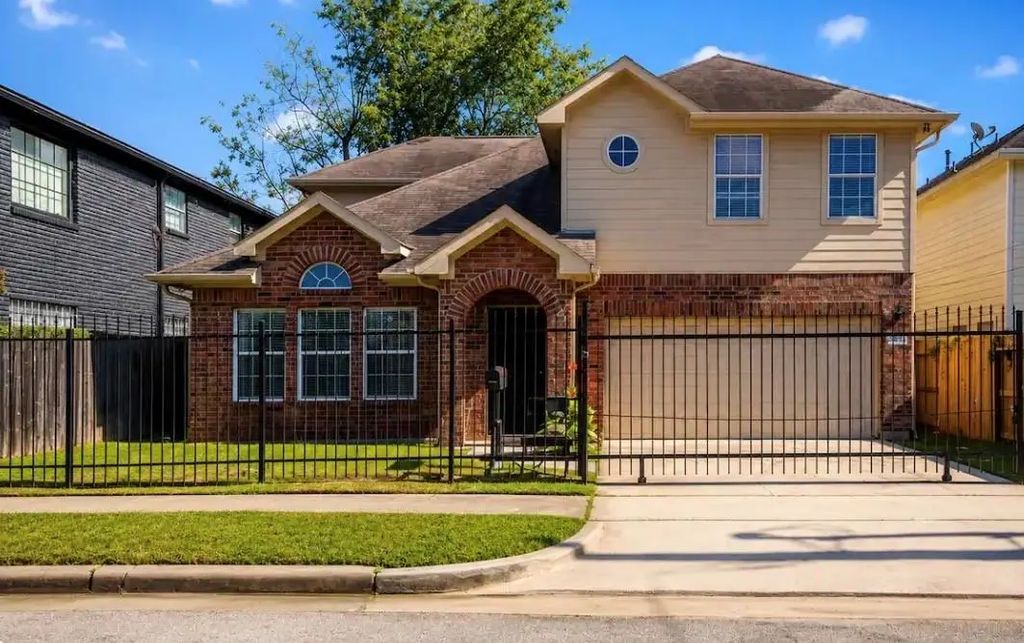 2215 Nettleton Street, Houston