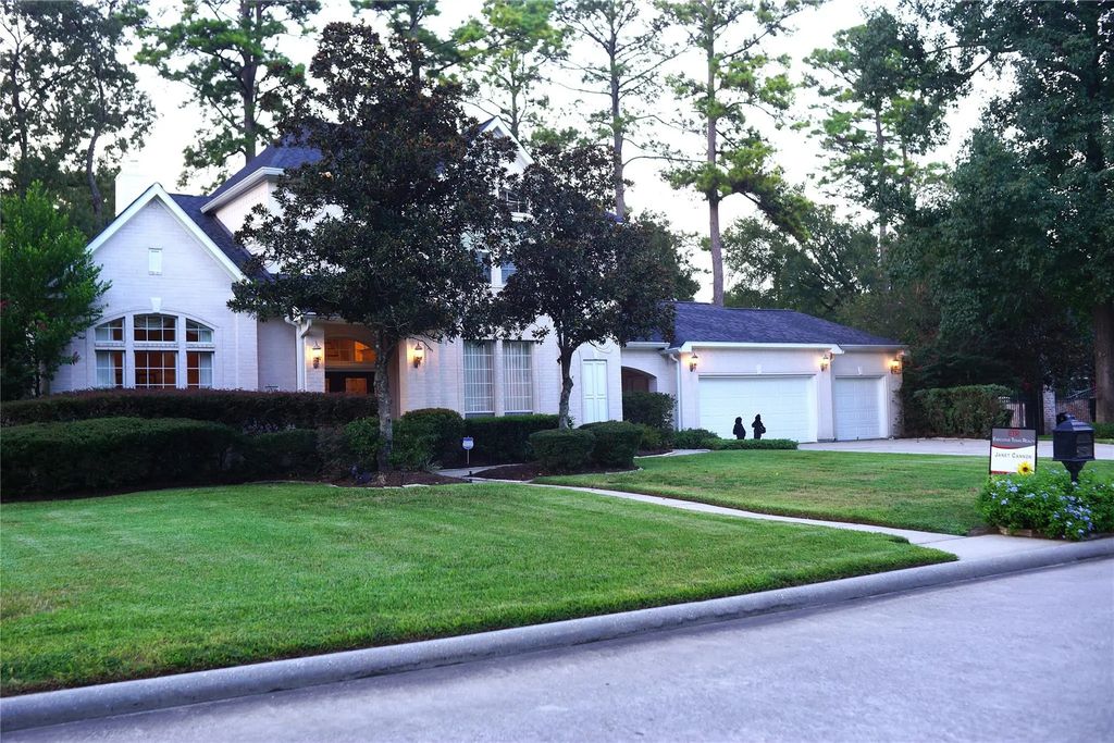 14206 Spring Pines Drive, Tomball
