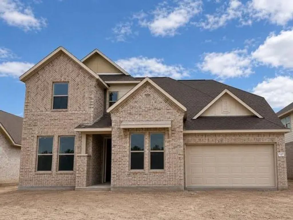 32119 Pond Pine Court, Spring