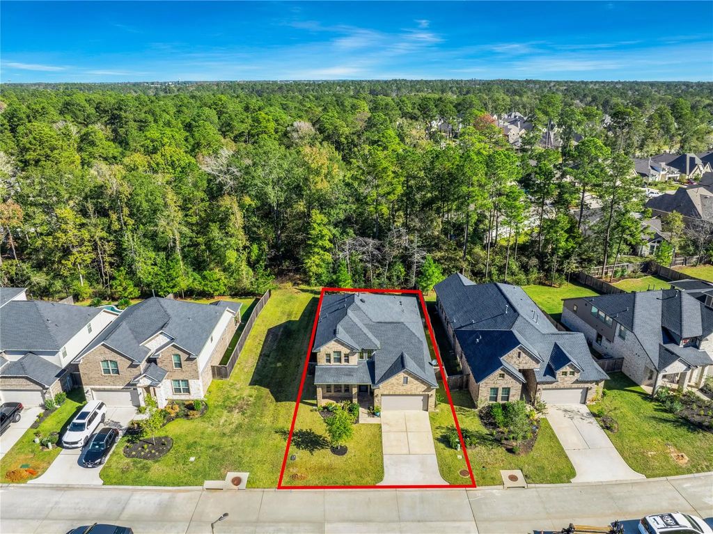 128 Yellow Perch Way, Willis