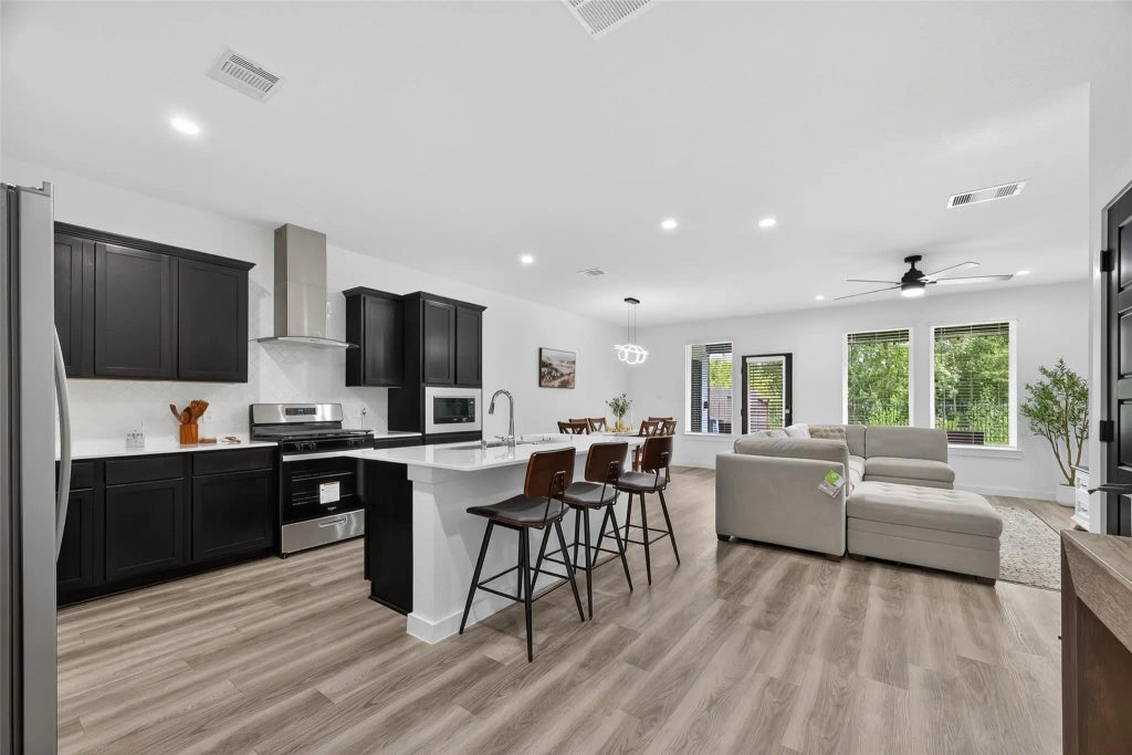 3233 Creston Gate Drive, Houston