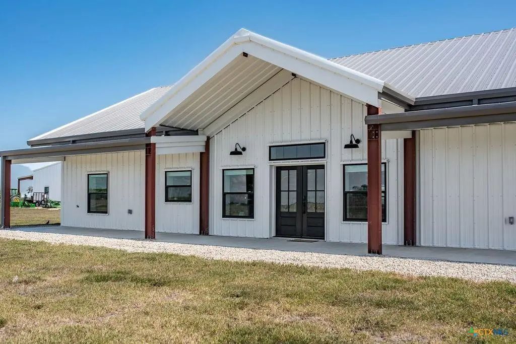 55 State Highway 316, Port Lavaca