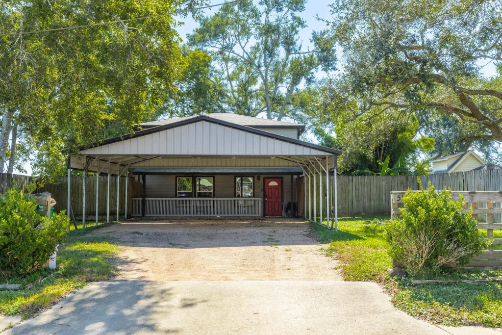 511 Bryan Street, Angleton