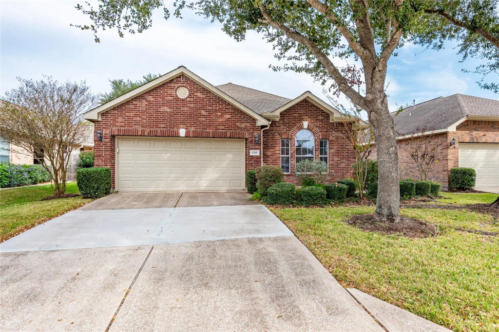 1319 Palermo Drive, Pearland