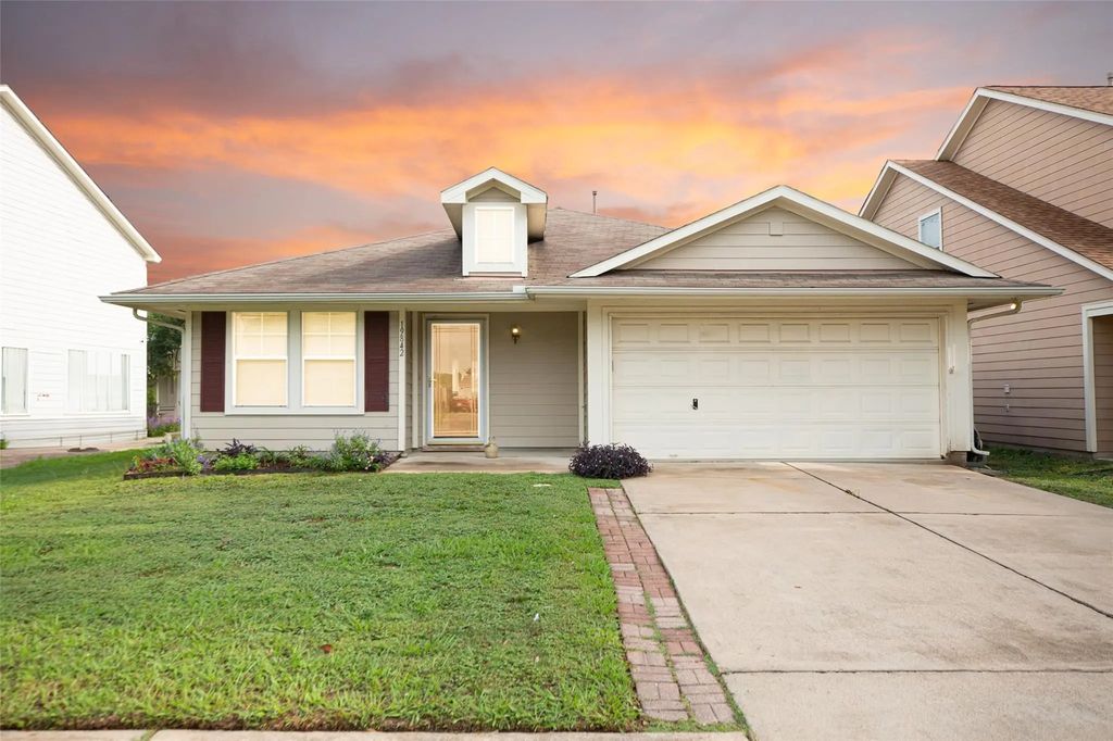 19842 Hidden Shadow Lane, Cypress