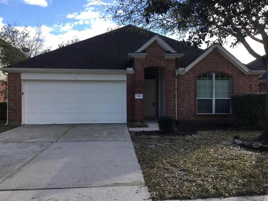 3502 Schumann Oaks Drive, Spring