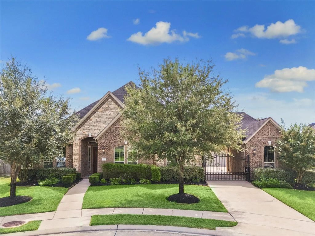 27703 Bering Crossing Drive, Katy