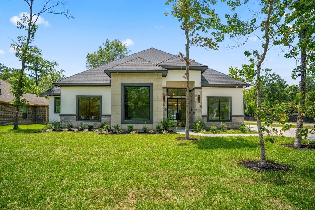 247 County Road 66111, Dayton