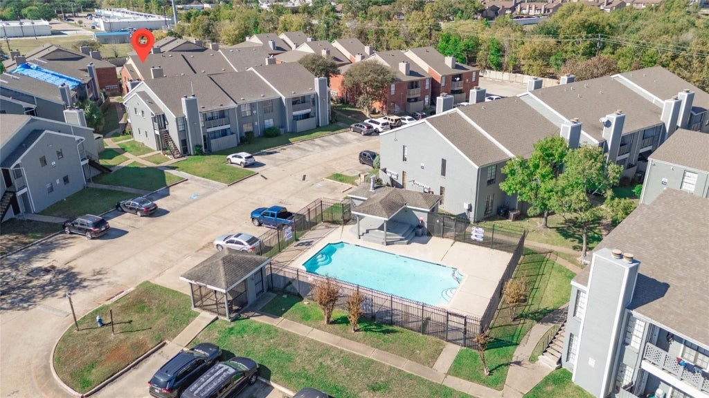 12500 Sandpiper Drive 100, Houston