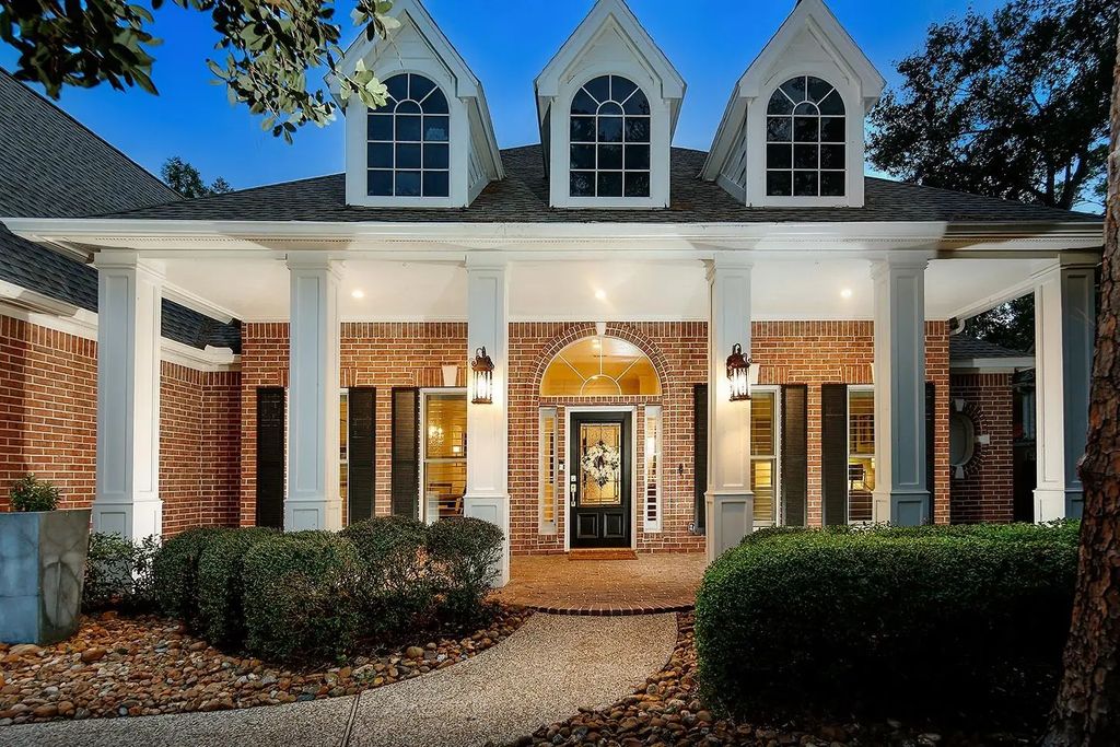 27 Acorn Cluster Court, The Woodlands