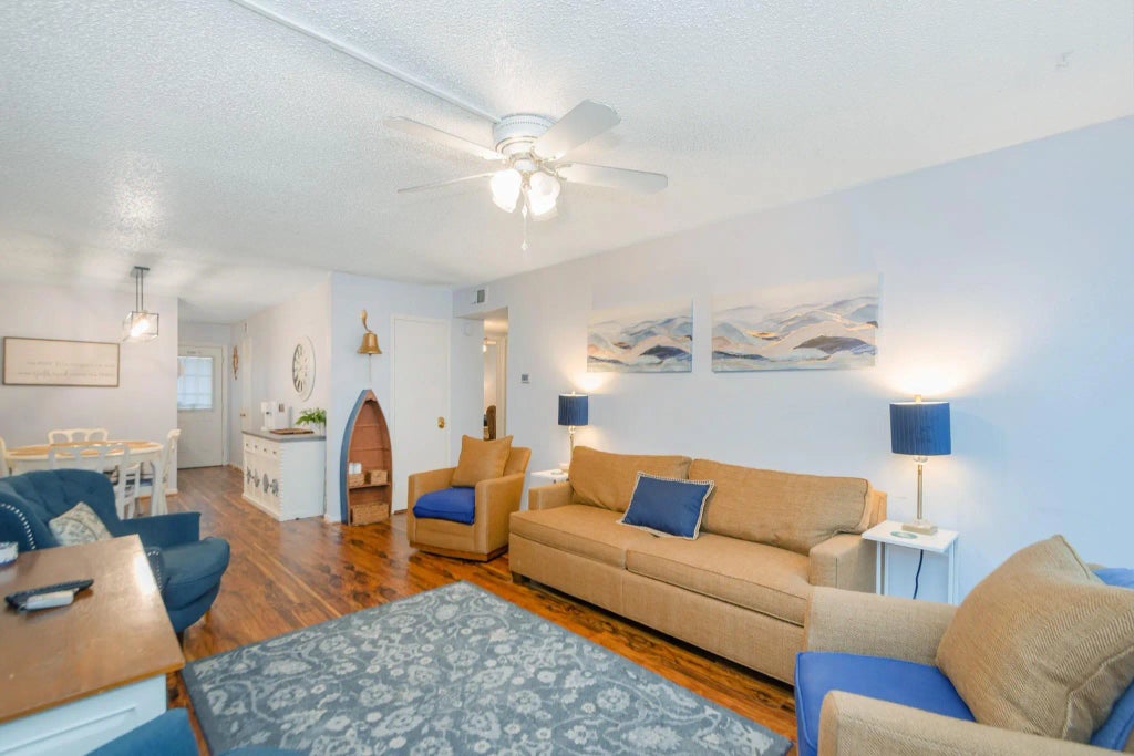 3535 Nasa Rd 1 Parkway 13, Seabrook