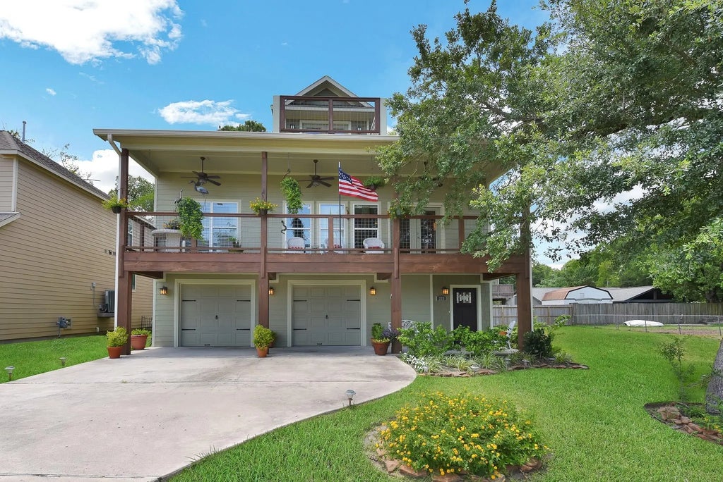 226 Valmar Street, Kemah