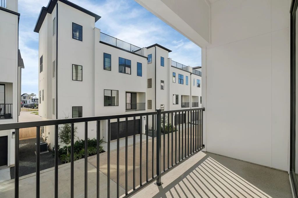 8711 Ojeman Villas Drive, Houston