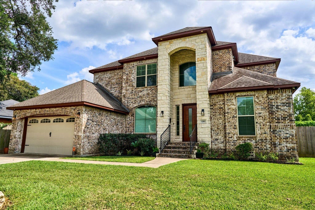 4310 Fernwood Drive, Houston