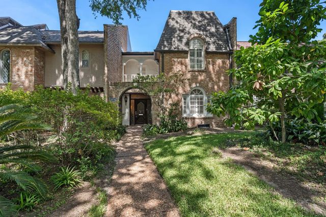 9458 Briar Forest Drive, Houston