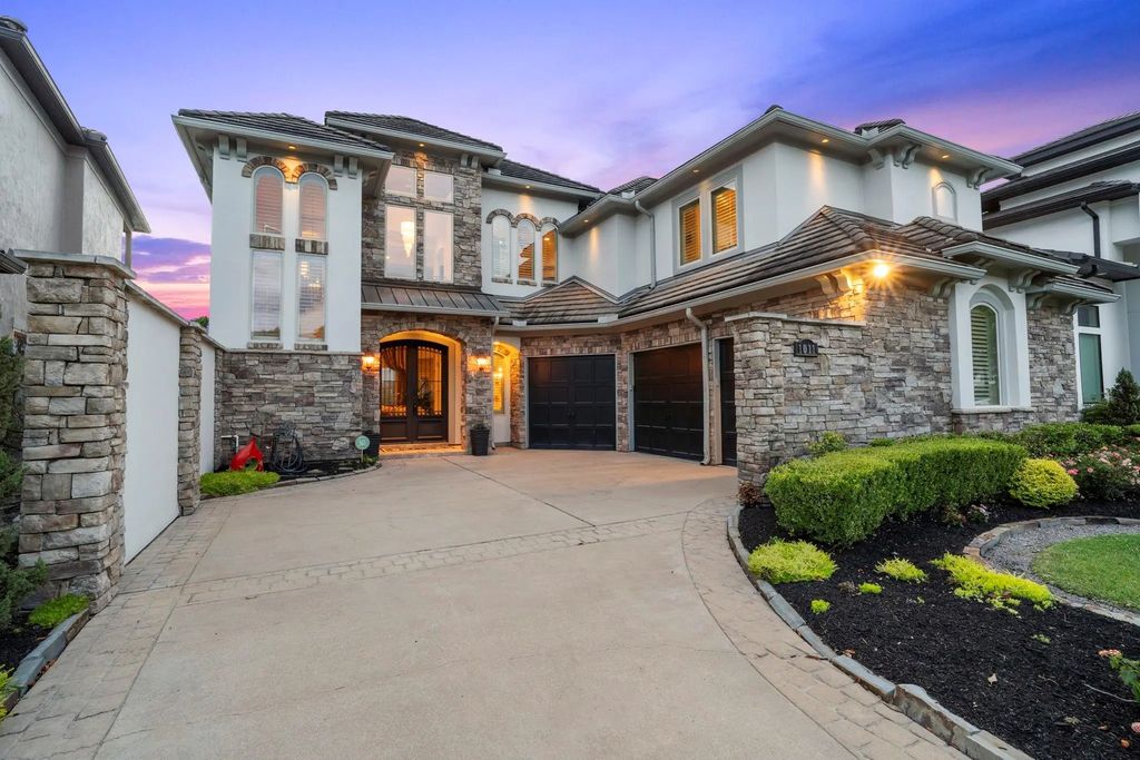 1011 Williams Lake Drive, Richmond