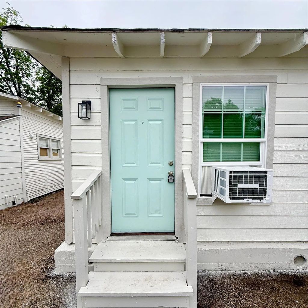7427 Avenue I D, Houston