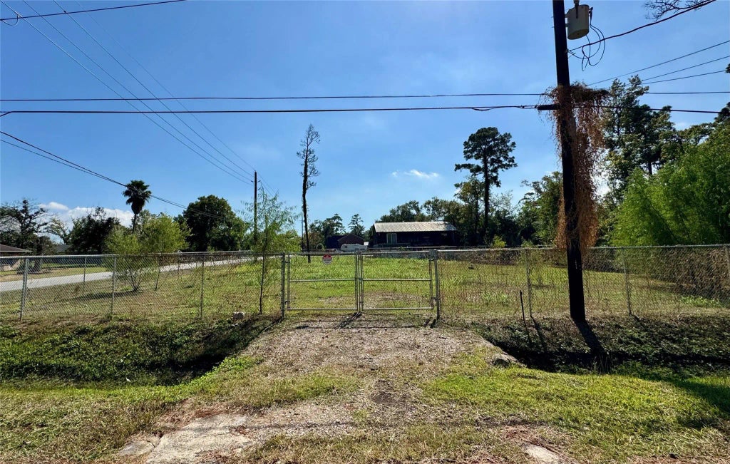 Laurelwood Drive, Channelview