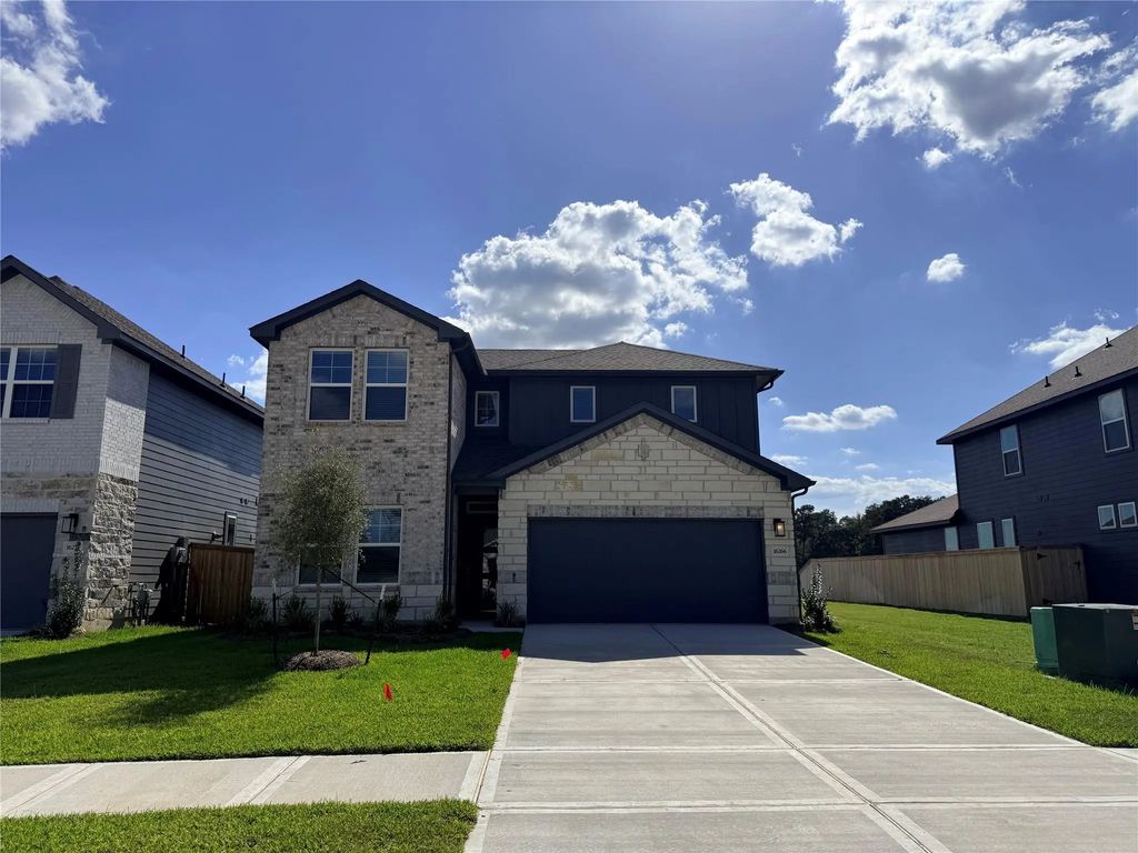 16266 Parish Pointe Court, Conroe