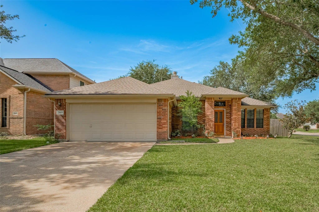 21619 Oakcreek Court, Katy