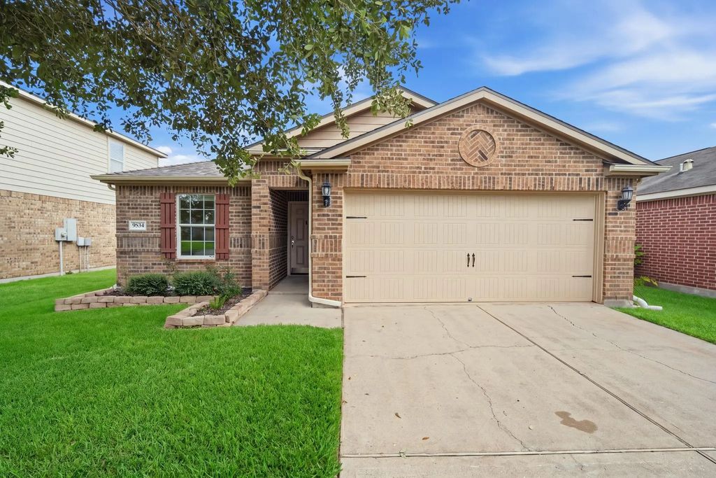 9834 Opal Rock Drive, Rosharon