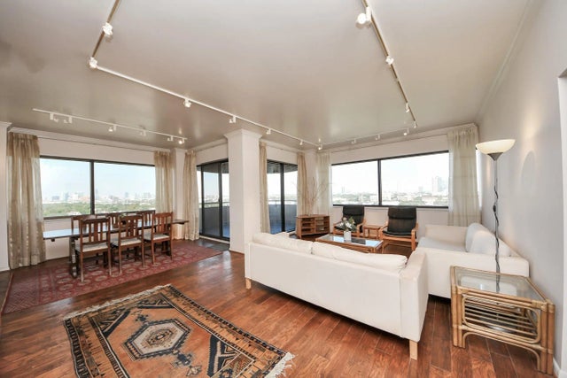 5000 Montrose Boulevard 14h, Houston