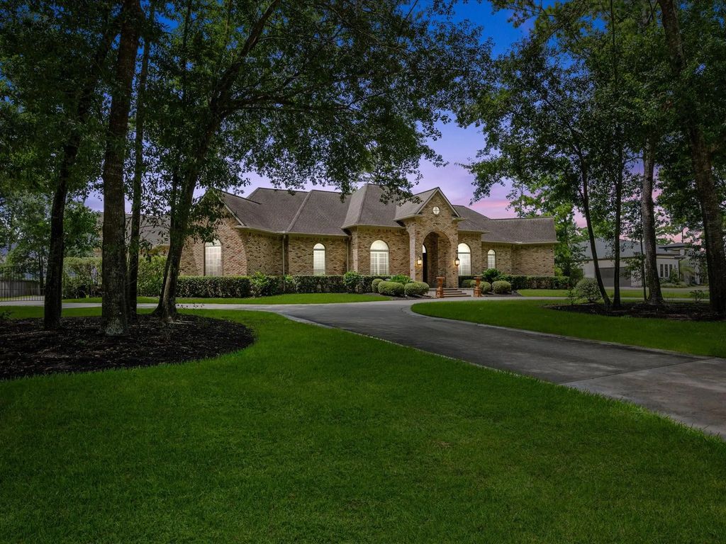 11927 Waterford Estates Court, Tomball