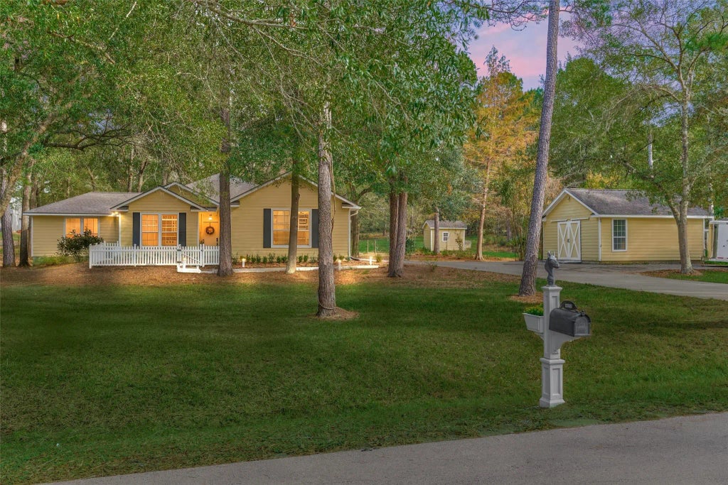 40210 Garwood Court, Magnolia