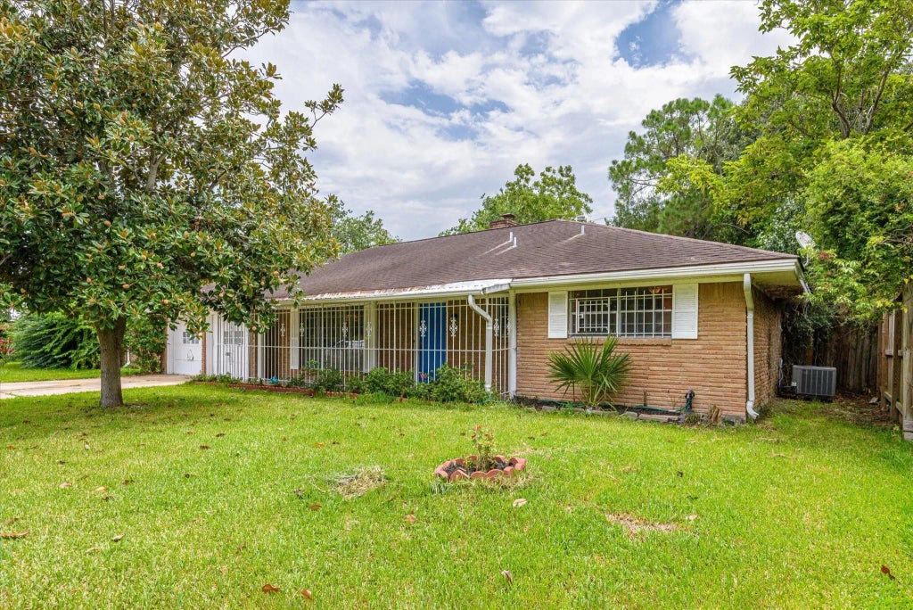 8727 Hinman Street, Houston