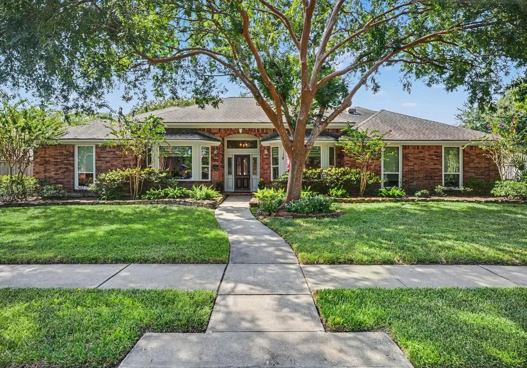 903 Live Oak Lane, Seabrook