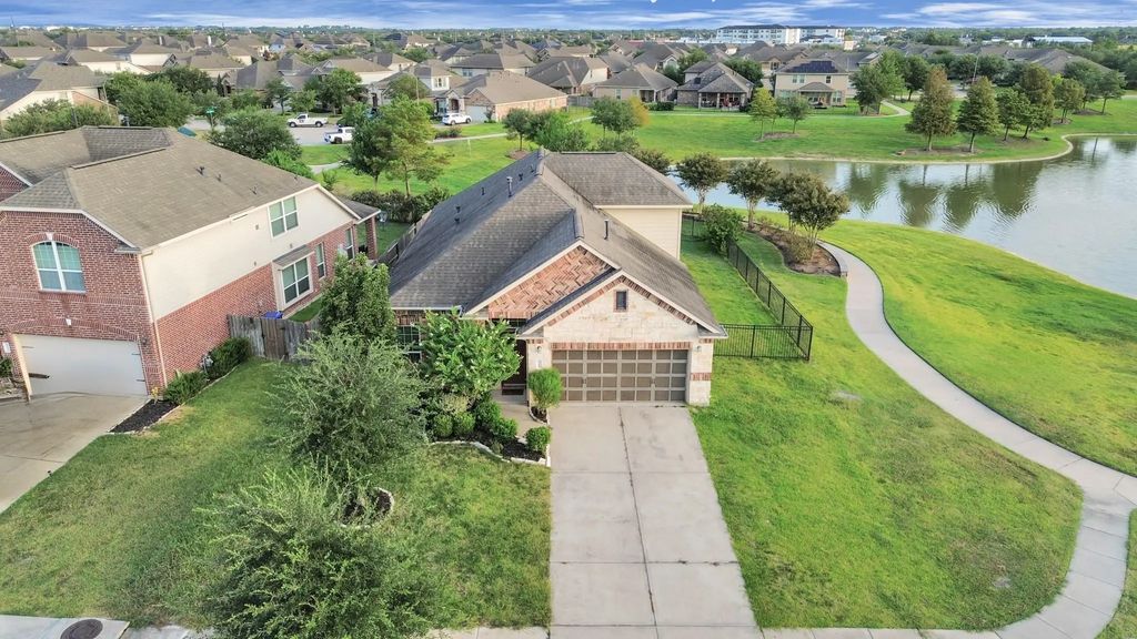 20610 Arrow Falls Lane, Richmond