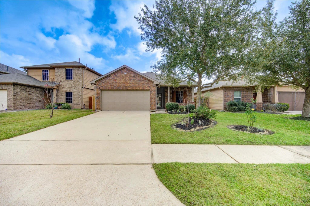19022 Ayston Drive, Tomball